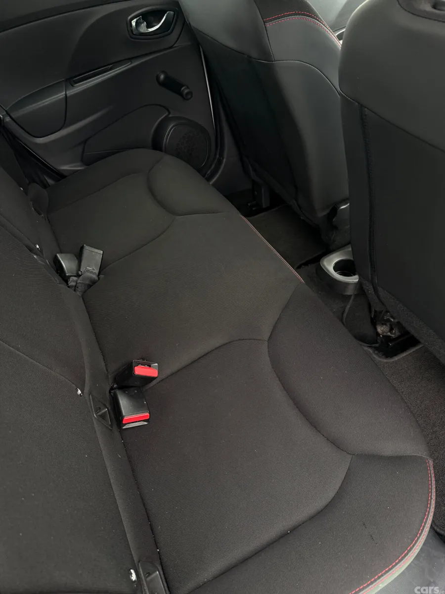 Renault Clio Hatchback, Petrol, 2014, White