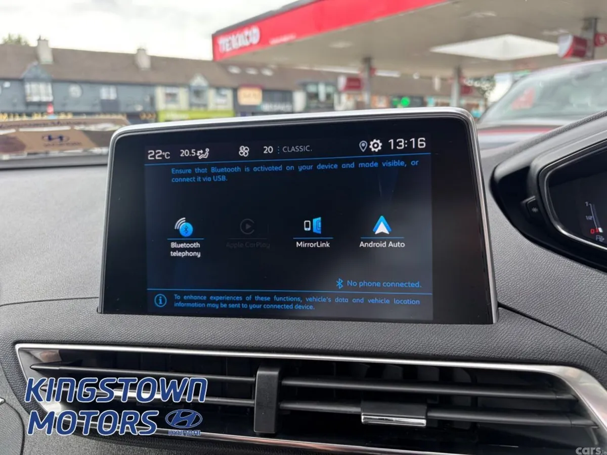 Peugeot 5008 MPV, Petrol, 2021, Grey
