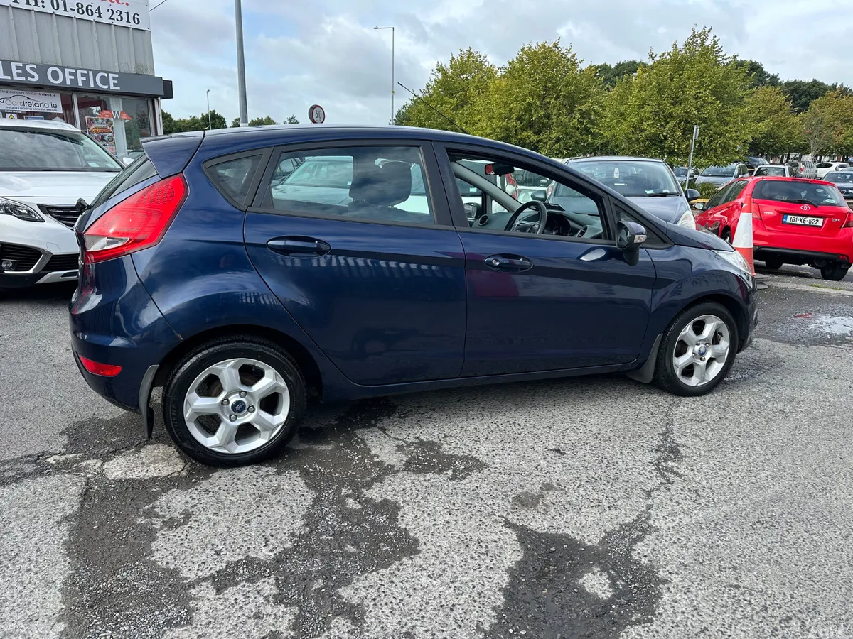 Ford Fiesta Hatchback, Petrol, 2011, Blue