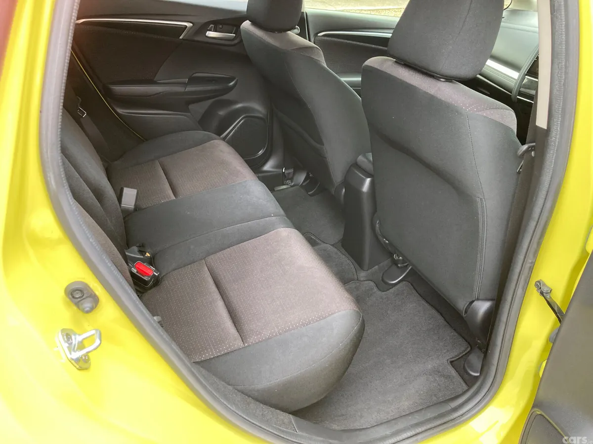 Honda Fit Hatchback, Petrol Hybrid, 2016, Yellow