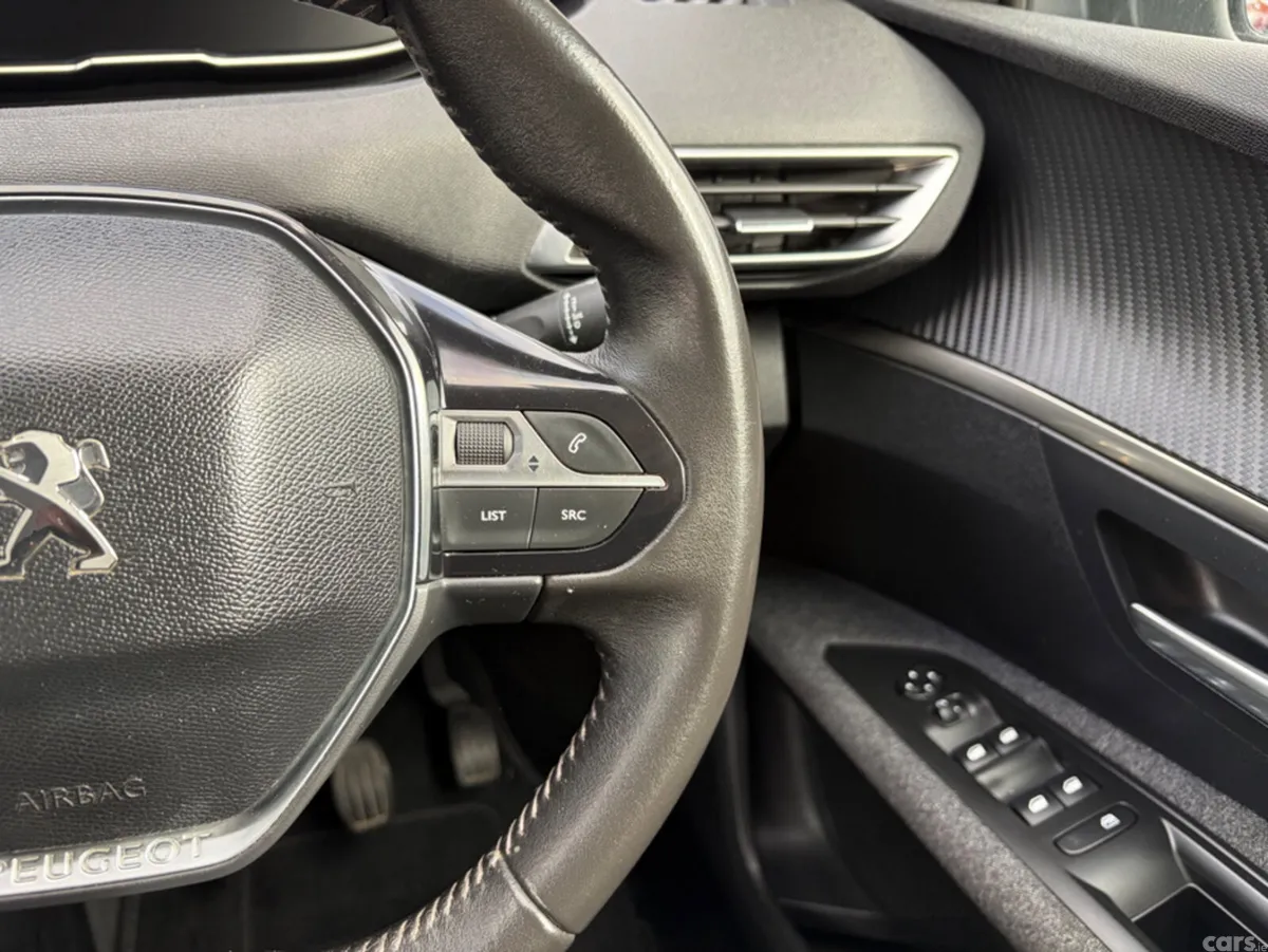 Peugeot 3008 MPV, Diesel, 2018, Black