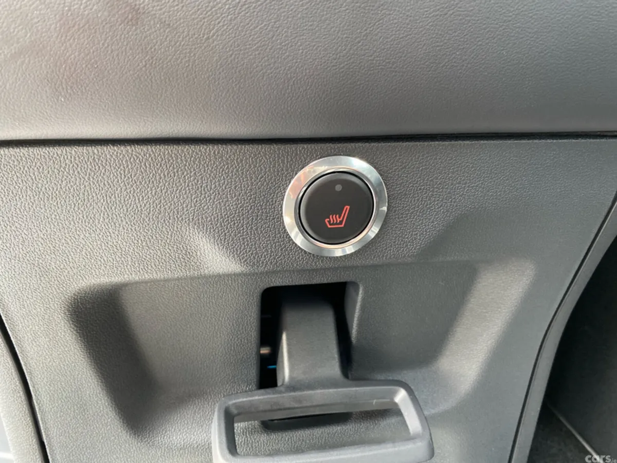 Ford Tourneo Custom Van, Petrol Plug-in Hybrid, 2026, Silver
