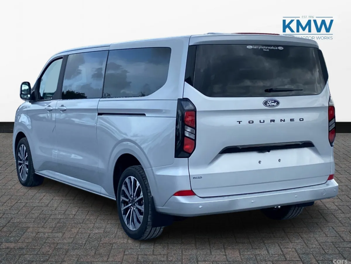Ford Tourneo Custom Van, Petrol Plug-in Hybrid, 2026, Silver