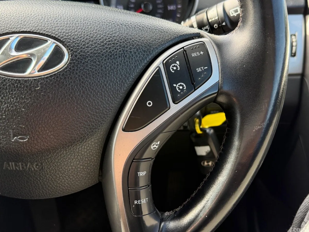 Hyundai i30 Hatchback, Diesel, 2014, Blue