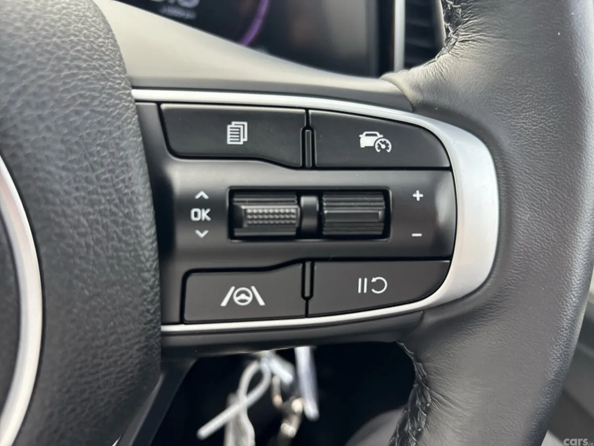 Kia Sportage MPV, Diesel, 2023, White