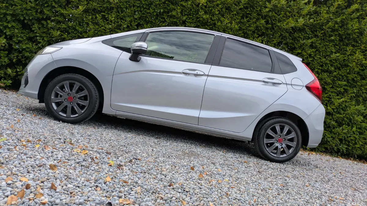 Honda Jazz Hatchback, Petrol, 2020, Silver
