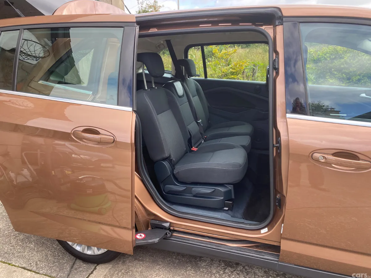 Ford Grand C-Max MPV, Diesel, 2014, Brown