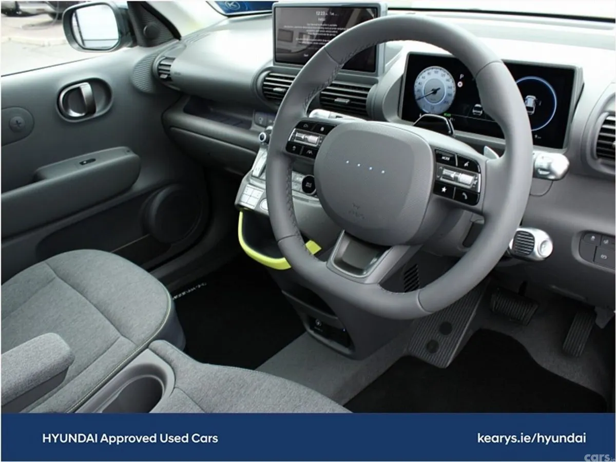 Hyundai INSTER Hatchback, Electric, 2027, Black