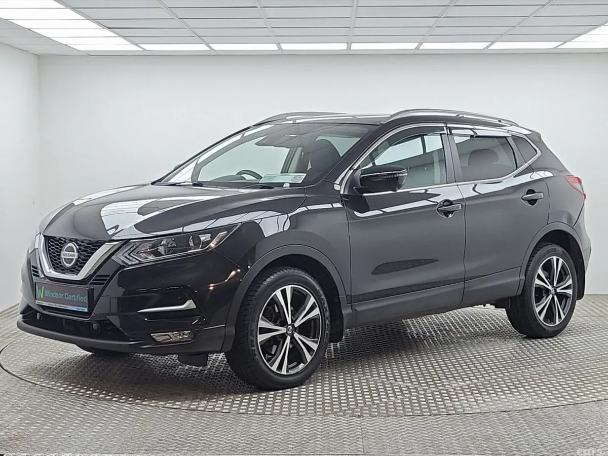 Nissan Qashqai MPV, Petrol, 2019, Black
