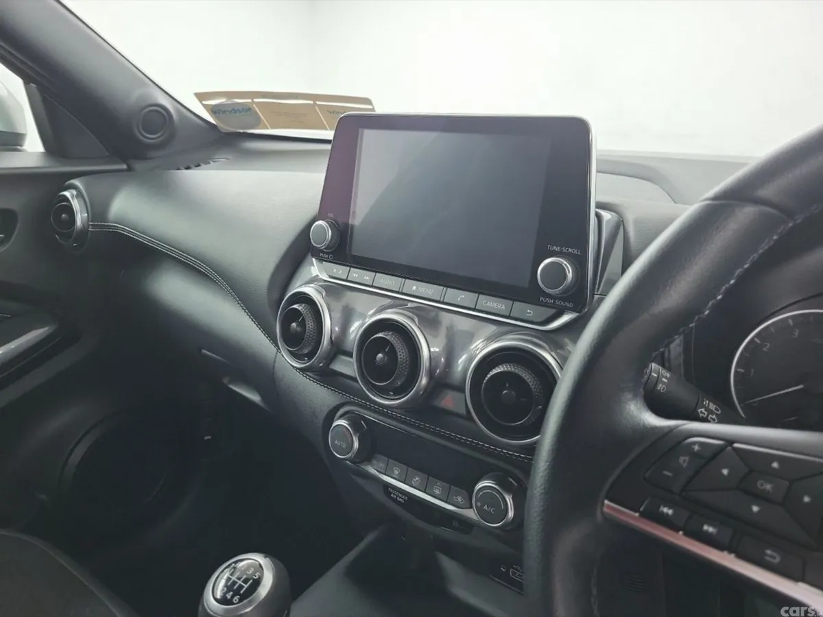 Nissan Juke SUV, Petrol, 2024, Red