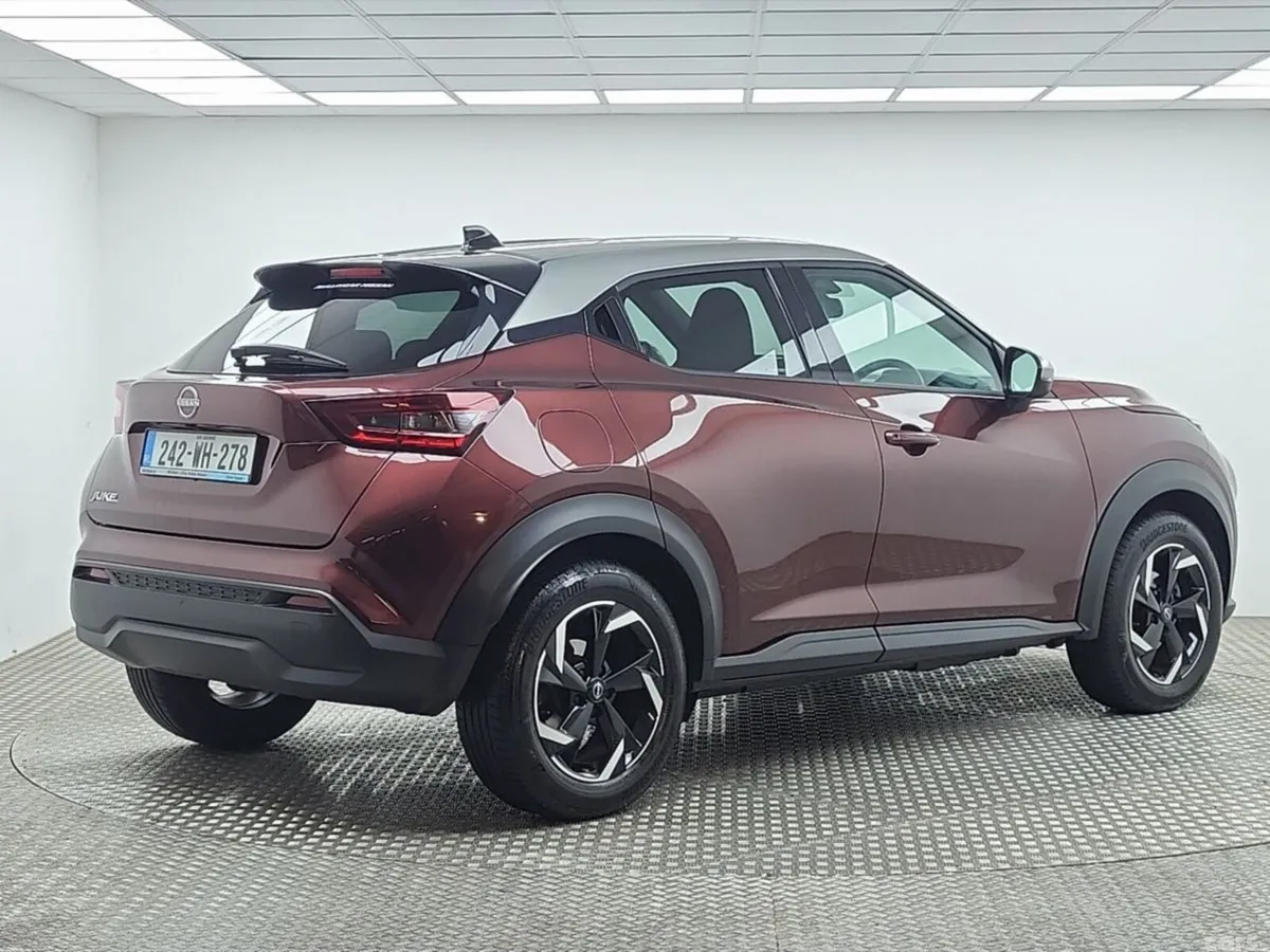 Nissan Juke SUV, Petrol, 2024, Red