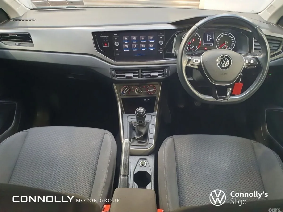 Volkswagen Polo Hatchback, Petrol, 2021, White