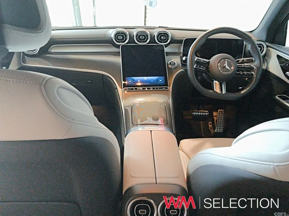 Mercedes-Benz 300 SUV, Petrol Plug-in Hybrid, 2025, Silver