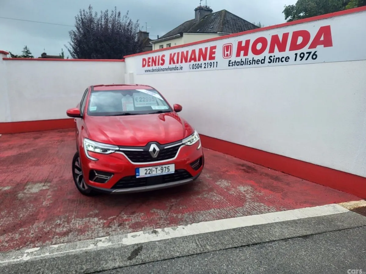 Renault Arkana Hatchback, Petrol, 2022, Red