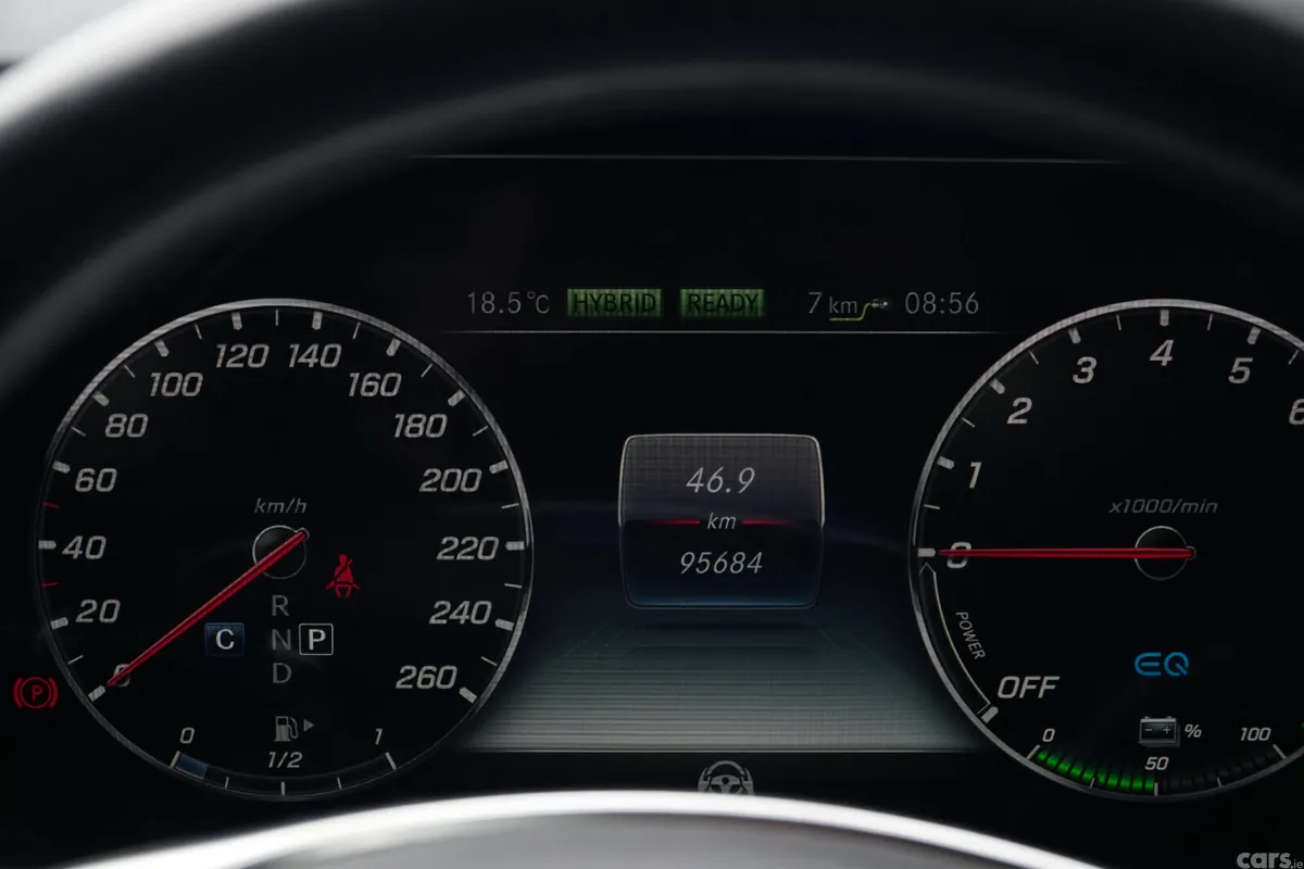 Mercedes-Benz E-Class Saloon, Petrol Plug-in Hybrid, 2018, White