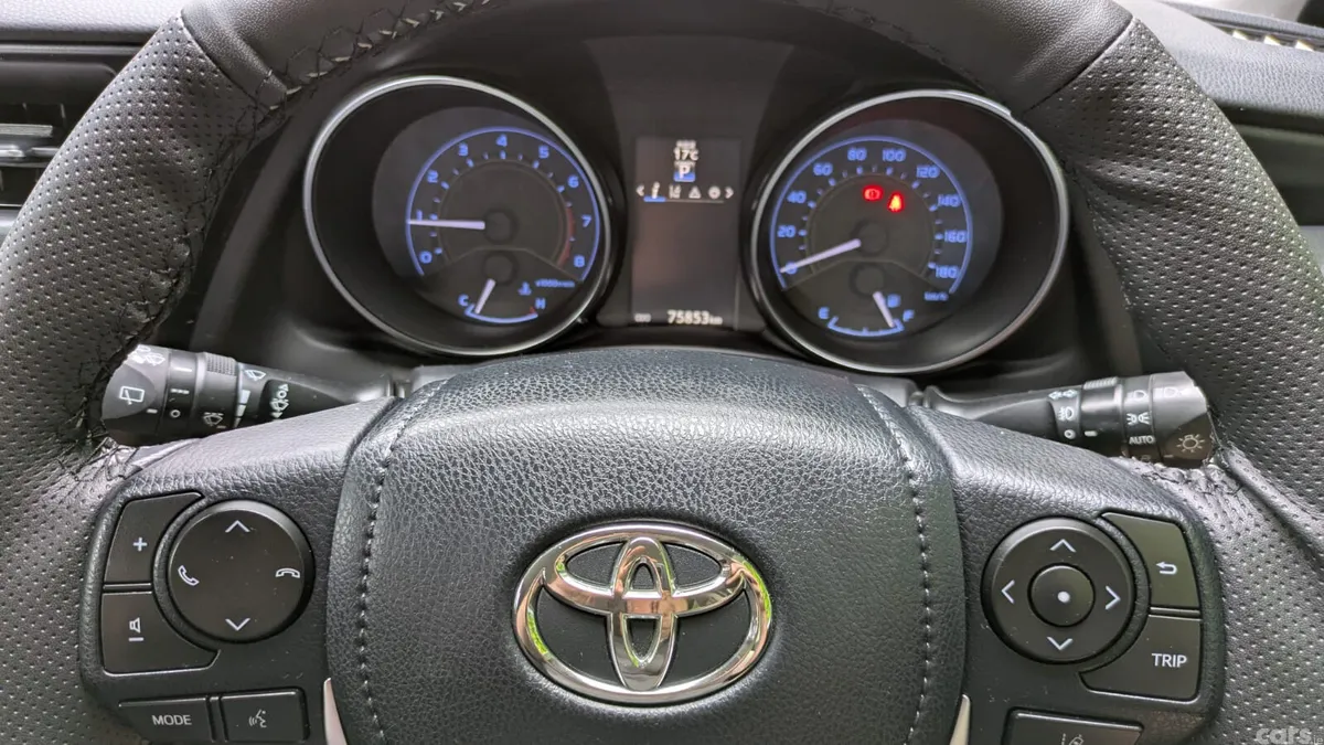 Toyota Auris Hatchback, Petrol, 2017, Black