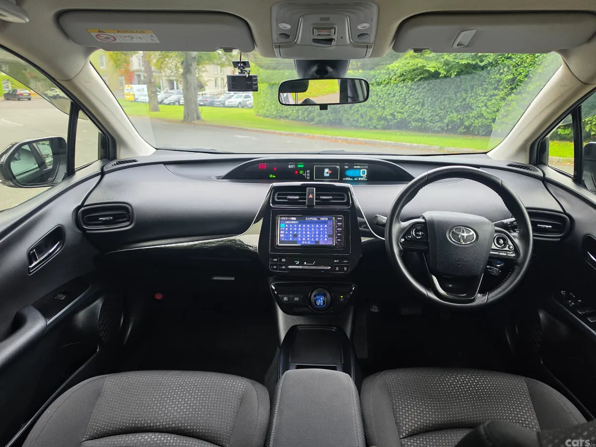 Toyota Prius Hatchback, Petrol Hybrid, 2020, White