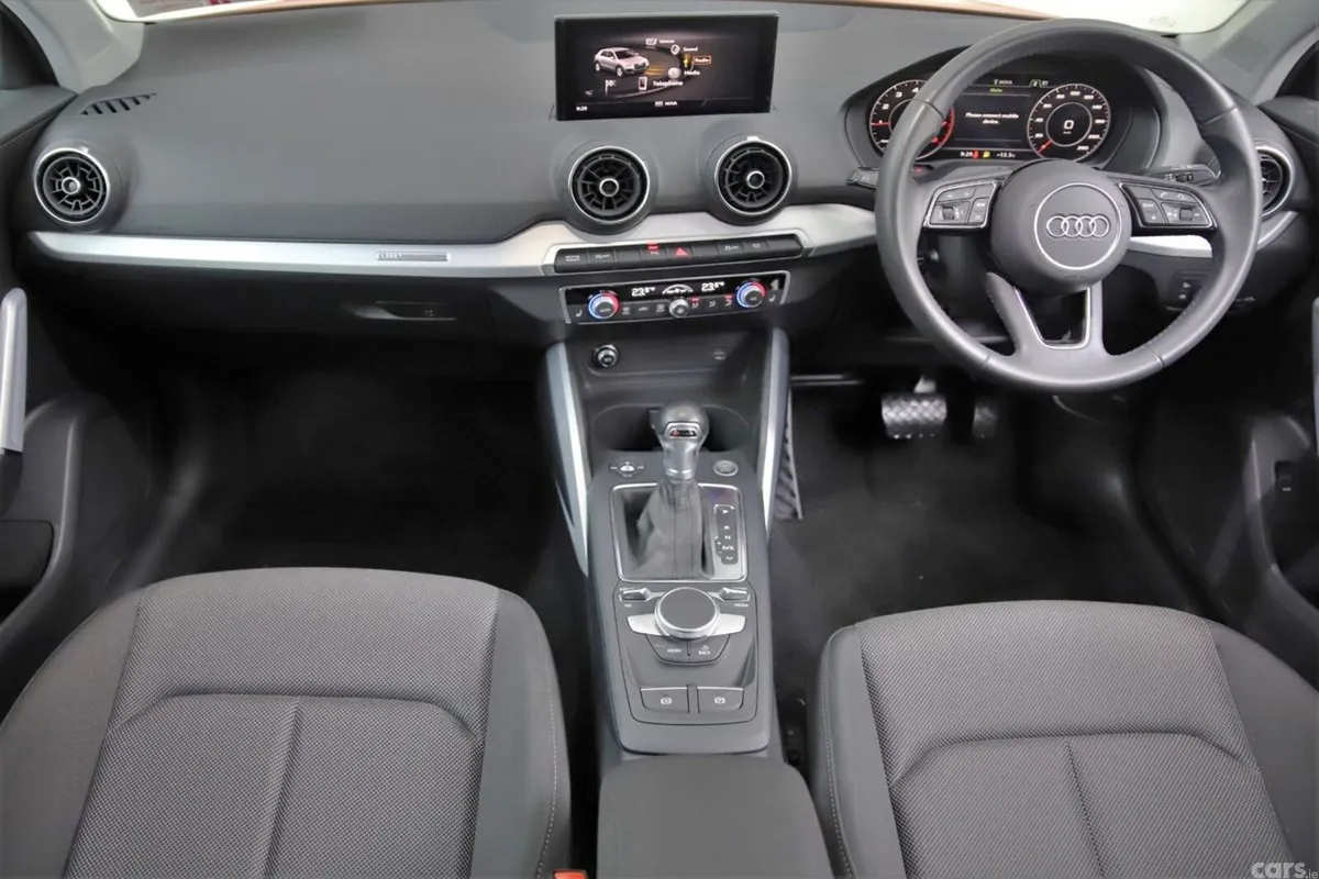 Audi Q2 SUV, Petrol, 2020, Red