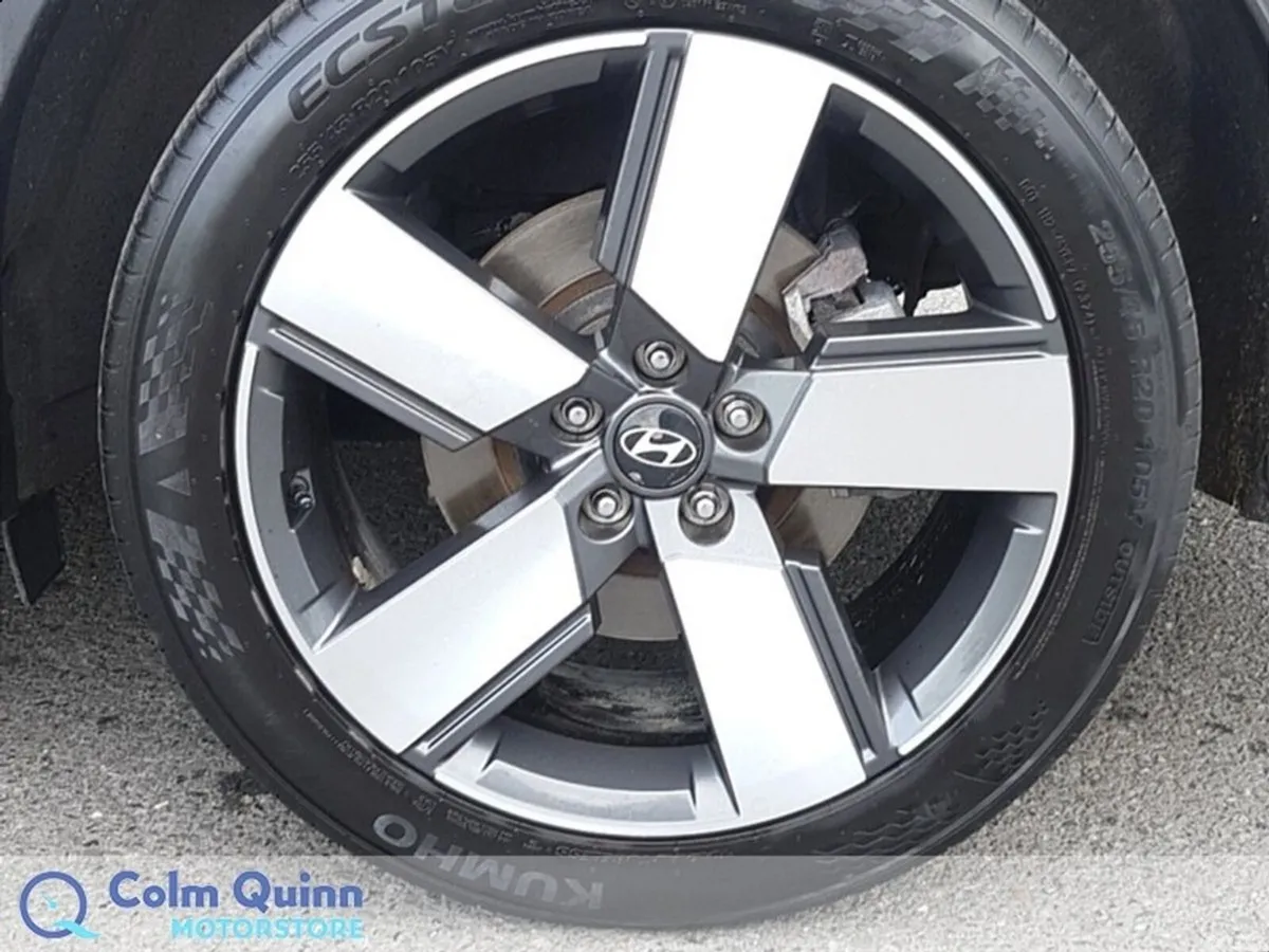 Hyundai Santa Fe SUV, Petrol Plug-in Hybrid, 2025, White