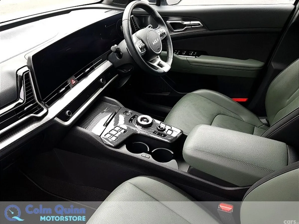 Kia Sportage SUV, Petrol Hybrid, 2024, Grey