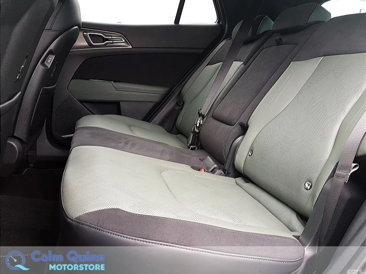 Kia Sportage SUV, Petrol Hybrid, 2024, Grey
