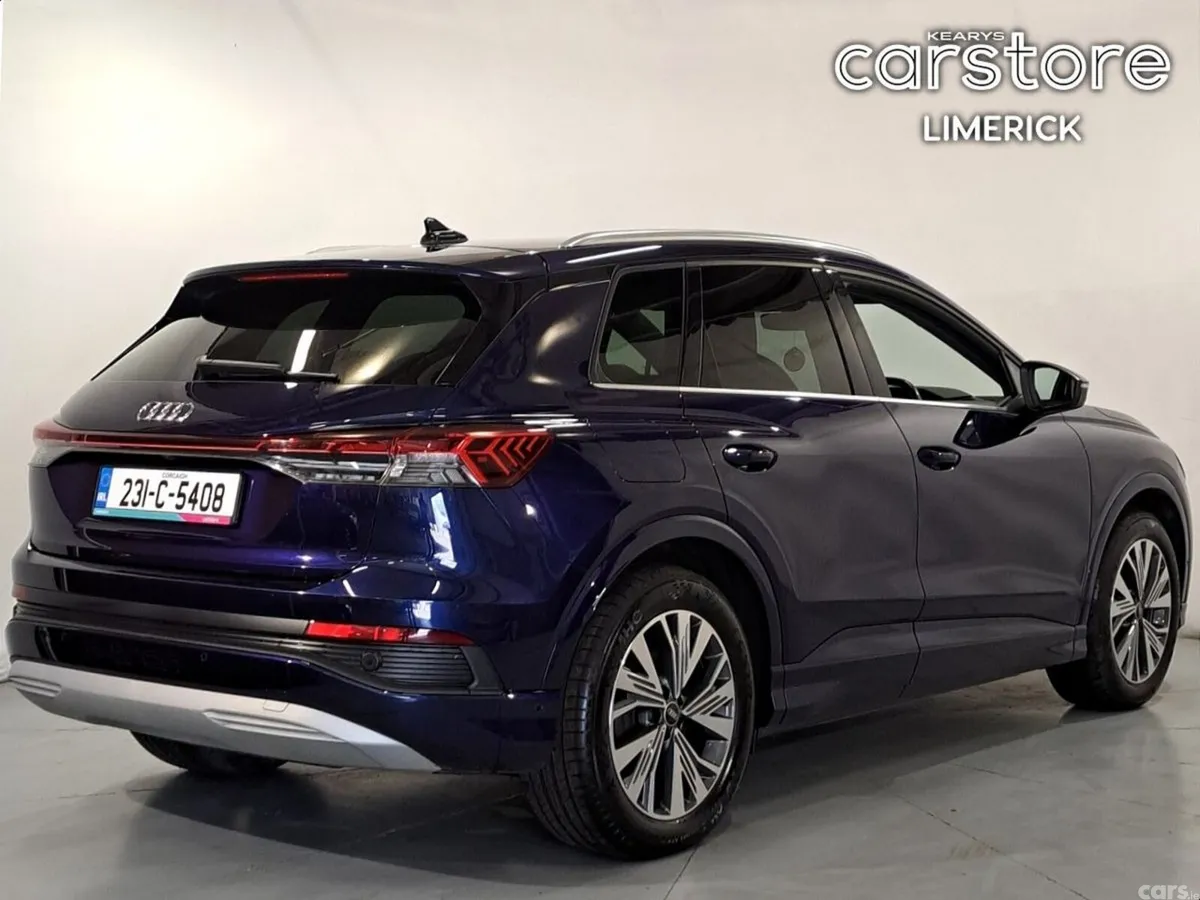 Audi e-tron SUV, Electric, 2023, Blue