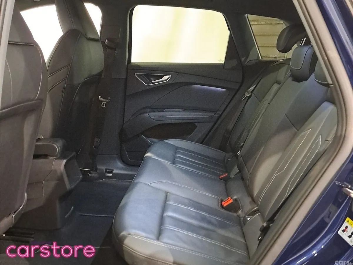 Audi e-tron SUV, Electric, 2023, Blue
