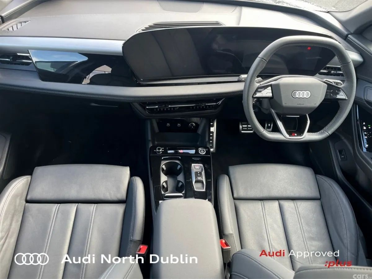 Audi Q6 e-tron SUV, Electric, 2025, Grey