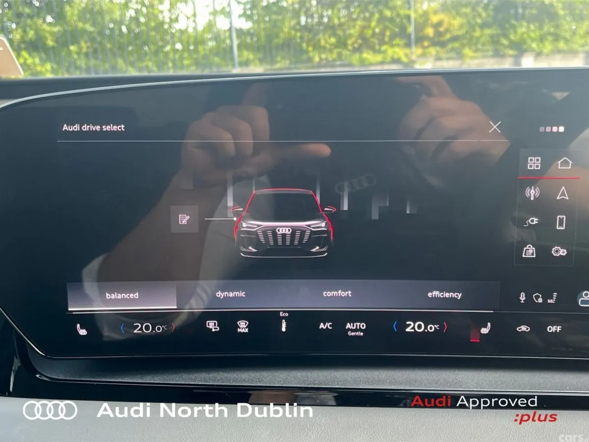 Audi Q6 e-tron SUV, Electric, 2025, Grey