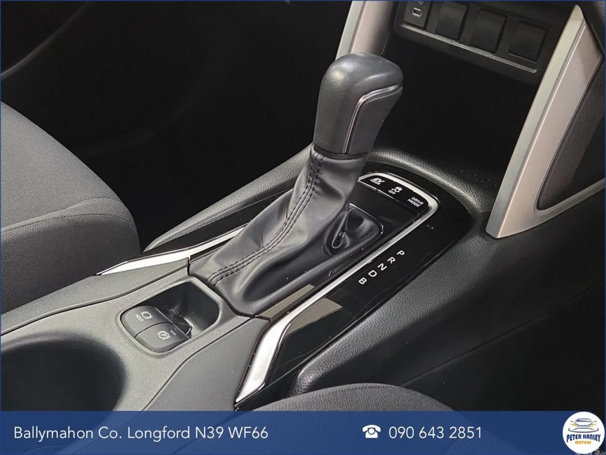 Toyota Corolla Cross Hatchback, Petrol Hybrid, 2025, Blue