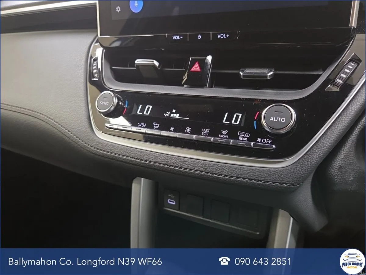 Toyota Corolla Cross Hatchback, Petrol Hybrid, 2025, Blue