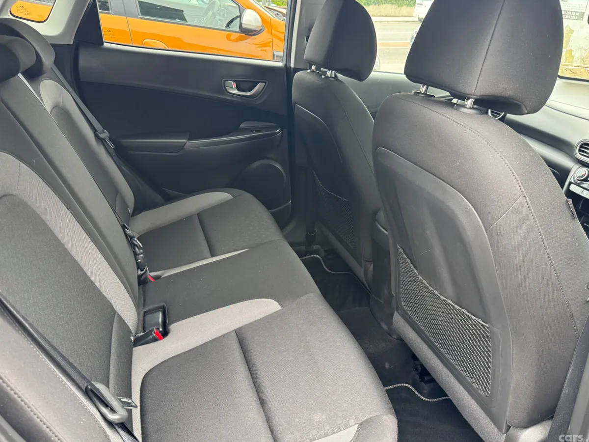 Hyundai KONA MPV, Petrol, 2018, Grey