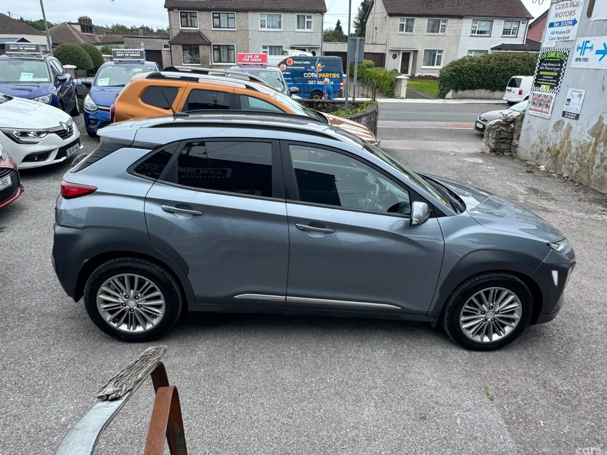 Hyundai KONA MPV, Petrol, 2018, Grey