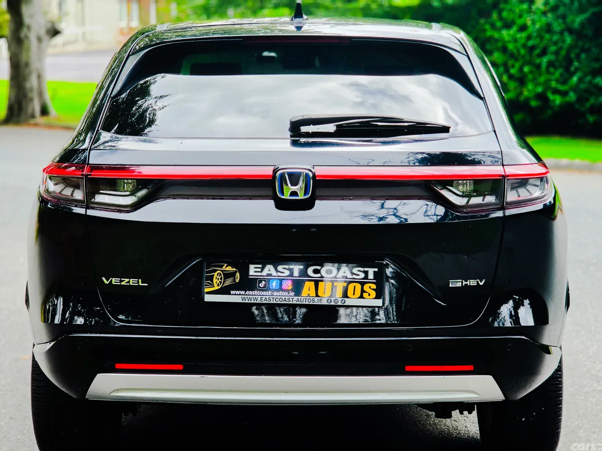 Honda Vezel SUV, Petrol Hybrid, 2021, Black