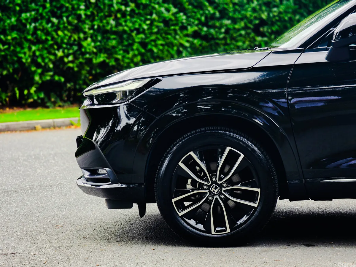 Honda Vezel SUV, Petrol Hybrid, 2021, Black