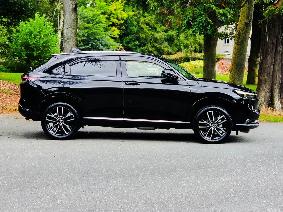 Honda Vezel SUV, Petrol Hybrid, 2021, Black