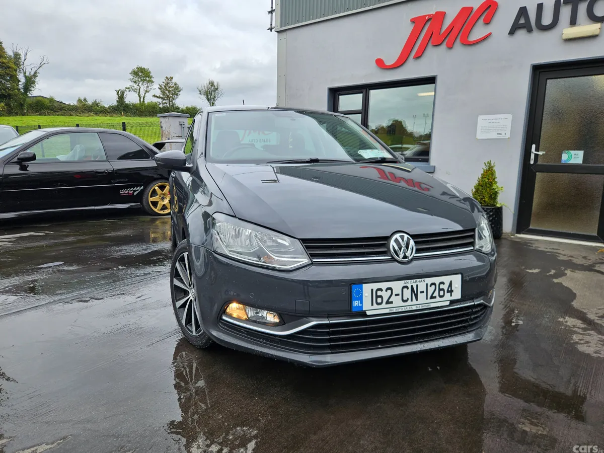 Volkswagen Polo Hatchback, Petrol, 2016, Grey