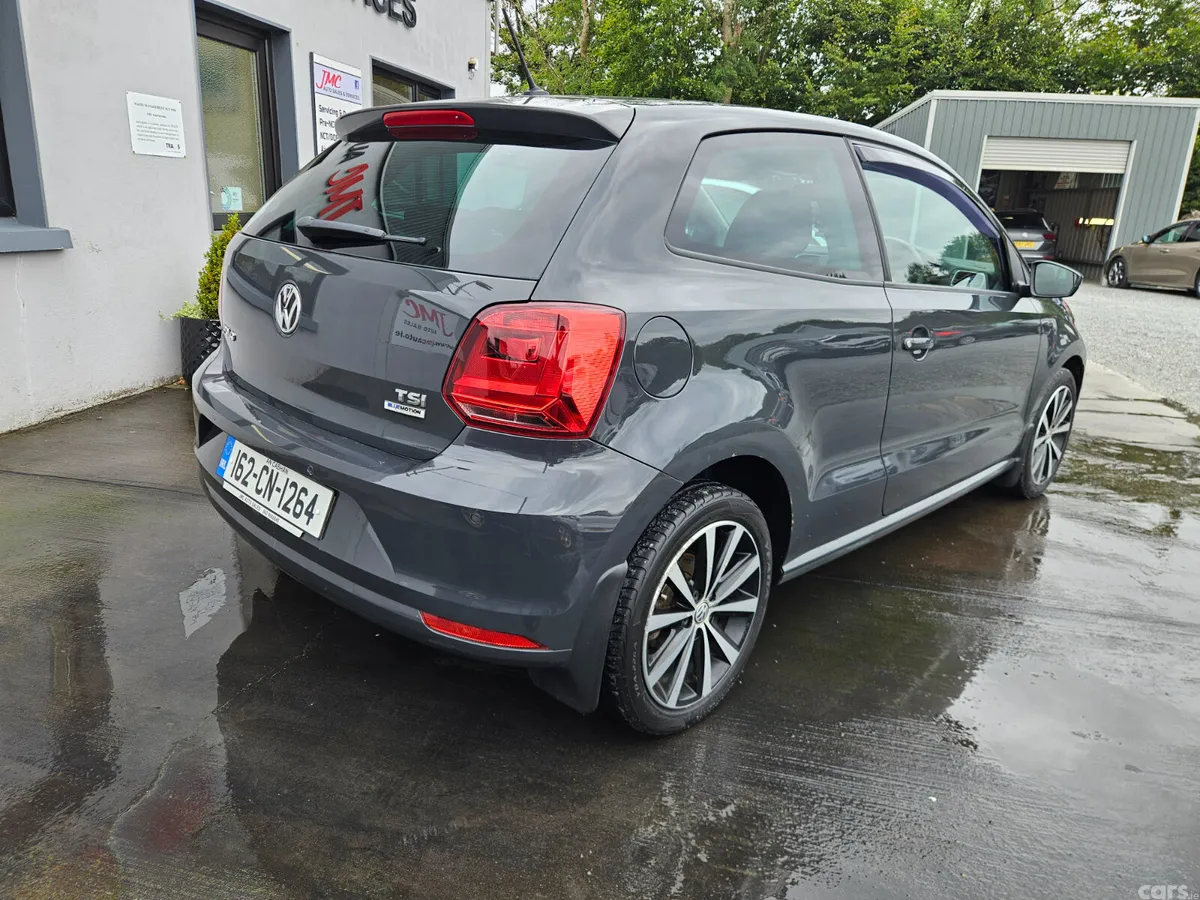 Volkswagen Polo Hatchback, Petrol, 2016, Grey