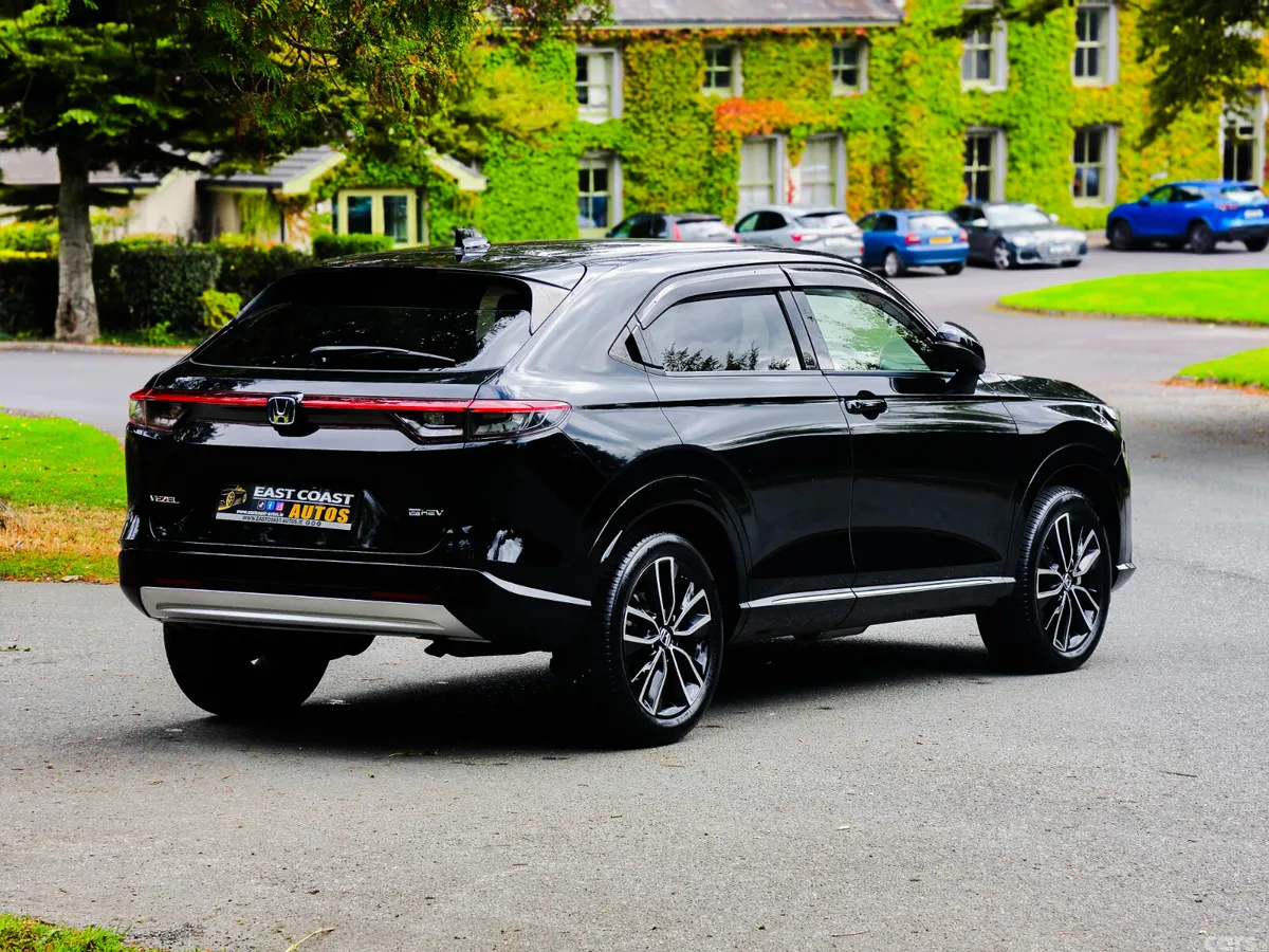 Honda Vezel SUV, Petrol Hybrid, 2021, Black