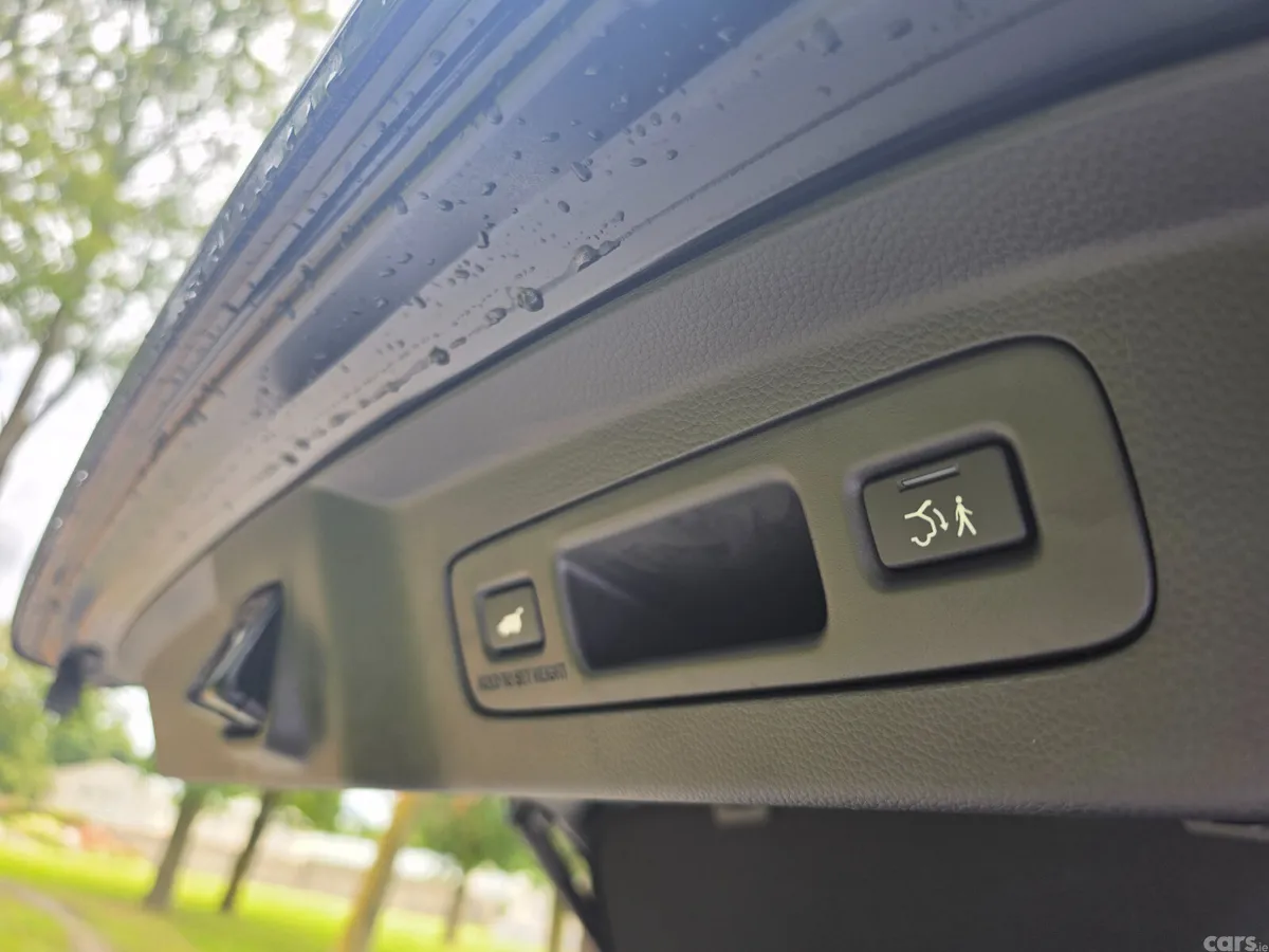 Honda Vezel SUV, Petrol Hybrid, 2021, Black