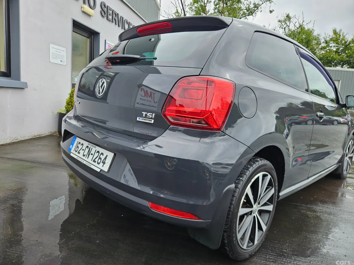 Volkswagen Polo Hatchback, Petrol, 2016, Grey