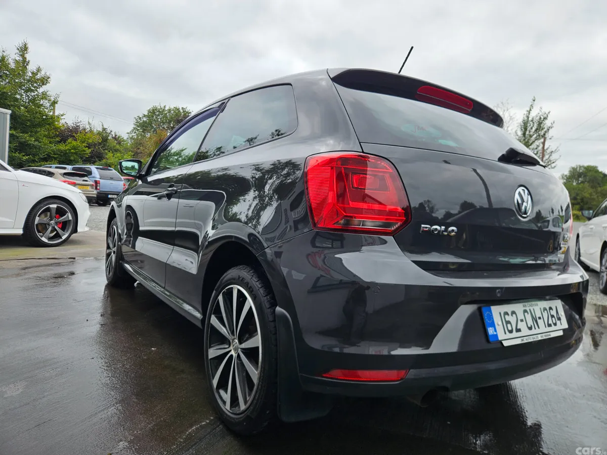 Volkswagen Polo Hatchback, Petrol, 2016, Grey