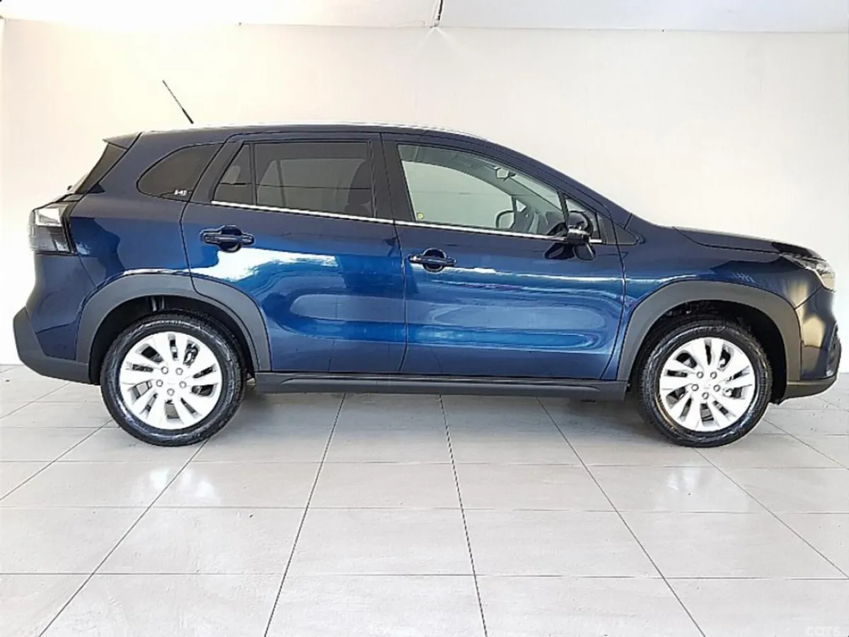 Suzuki SX4 S-Cross SUV, Petrol Hybrid, 2023, Blue