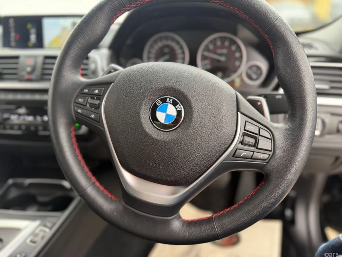 BMW 3-Series Saloon, Petrol Hybrid, 2018, Black