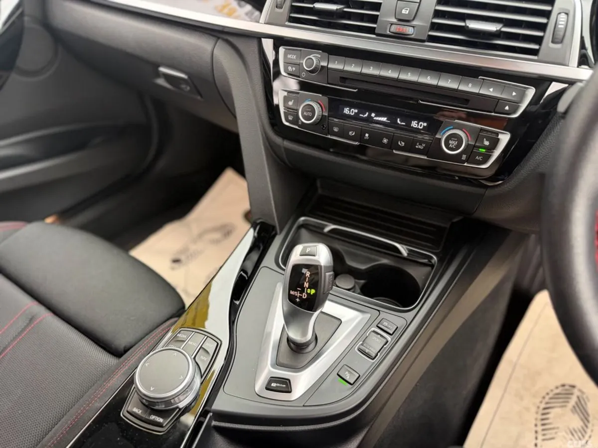 BMW 3-Series Saloon, Petrol Hybrid, 2018, Black