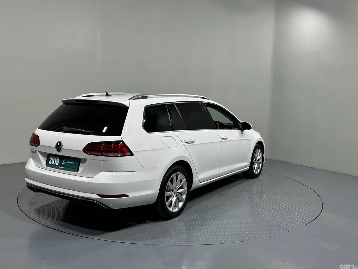 Volkswagen Golf Estate, Petrol, 2019, White