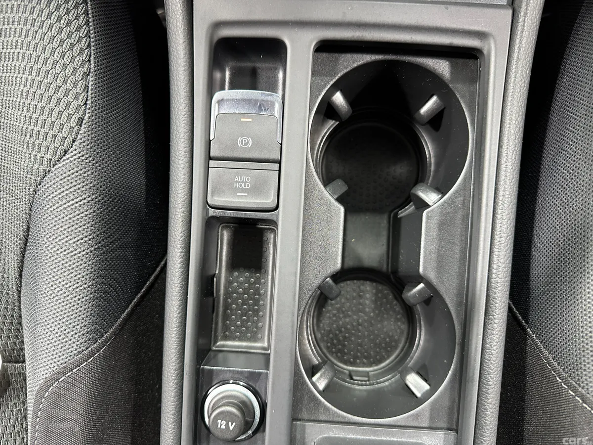 Volkswagen Golf Estate, Petrol, 2019, White