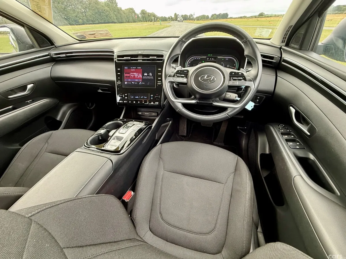 Hyundai Tucson SUV, Petrol Hybrid, 2022, Blue