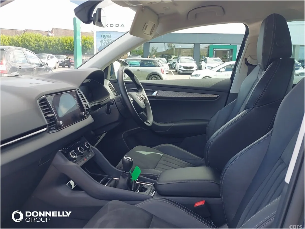 Skoda Karoq Estate, Petrol, 2023, Blue