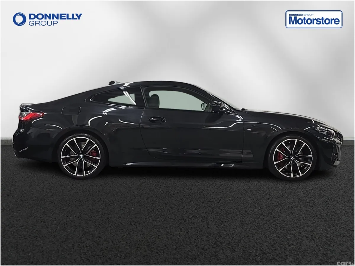 BMW 4-Series Coupe, Diesel, 2023, Black